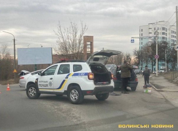 У Луцьку зіткнулися BMW та Ford. ФОТО