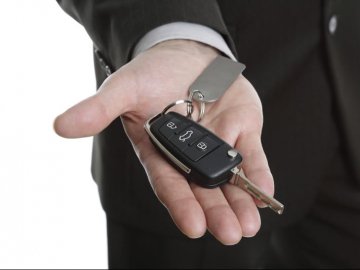 Чому автомобільний ключ не працює?*