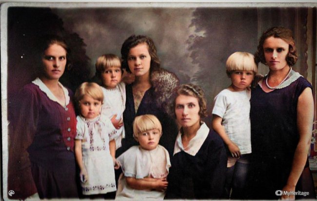 Показали волинян на кольорових світлинах столітньої давності. ФОТО