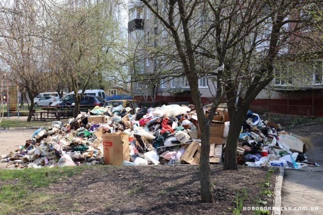 Волинянку завалило мотлохом у власній квартирі.ФОТО