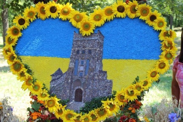 Луцьк ряснів різнобарв’ям квіткових композицій. ФОТО