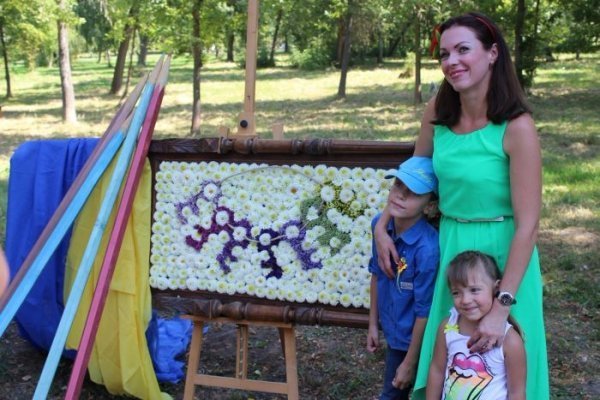 Луцьк ряснів різнобарв’ям квіткових композицій. ФОТО