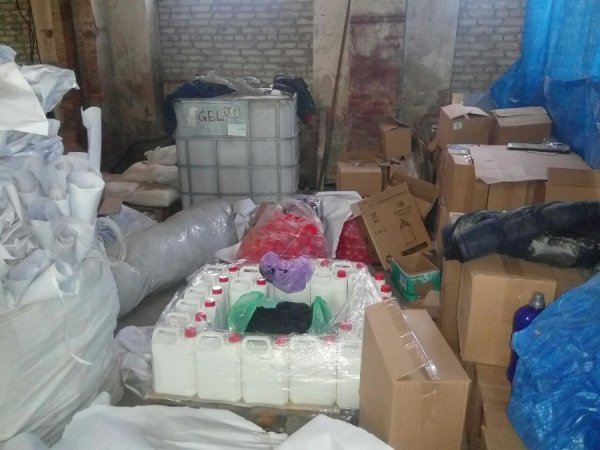 Псевдобренди: у Луцьку виробляли фальшиві «Тайд» і «Аріель». ФОТО