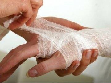 В Україні тимчасово заборонили відомі ліки від опіків 