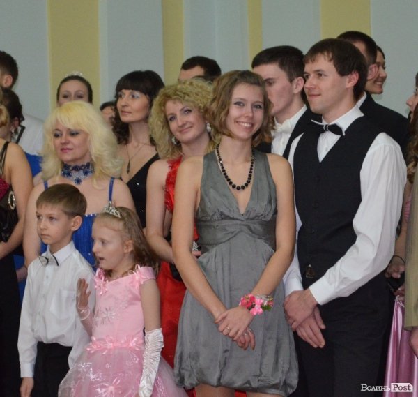 Університетський бал у Луцьку. ФОТО