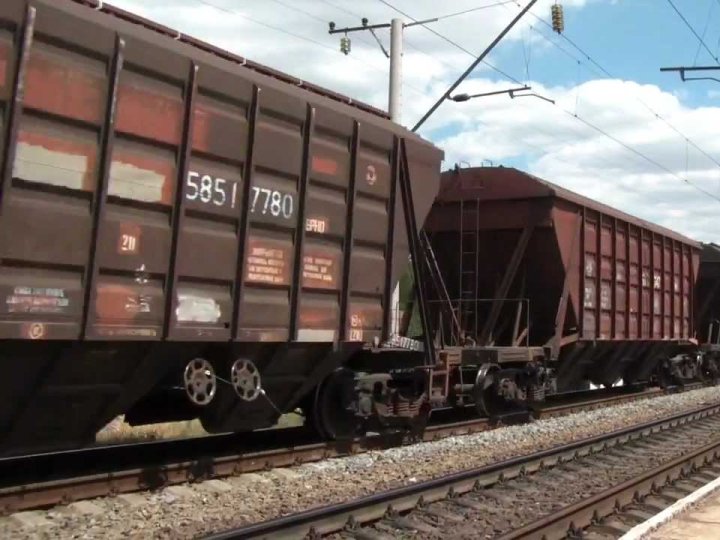 У Ковелі внаслідок атаки Росії пошкоджено вантажний вагон та локомотив