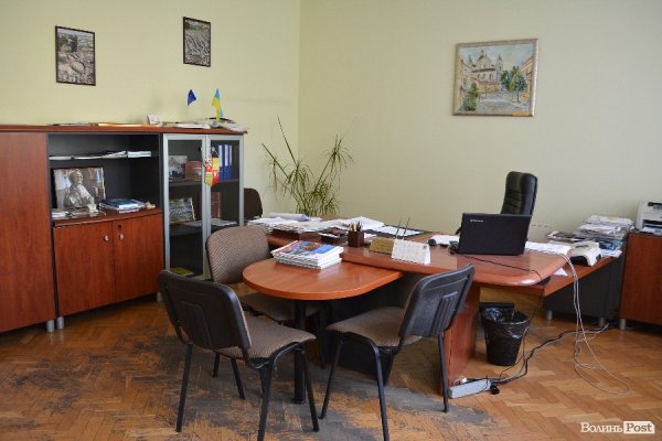 Кабінет заступника луцького мера, депутата Тараса Яковлєва
