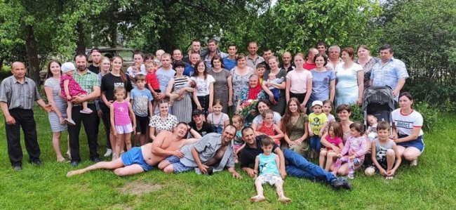 Волинянка десятьох дітей народила вдома