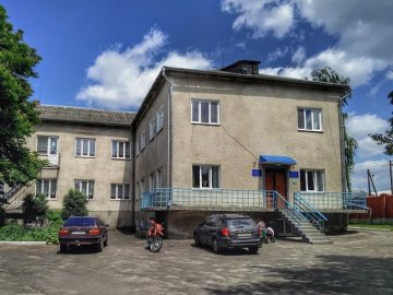 На Волині стоматполіклініка віддасть воїнам медичне авто