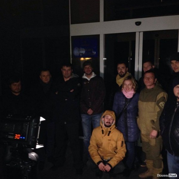 У Луцьку майданівці принесли владі гарбузи