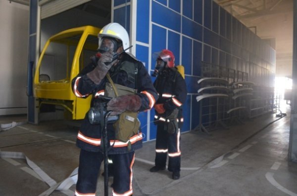 У Луцьку «горів» автозавод. ФОТО