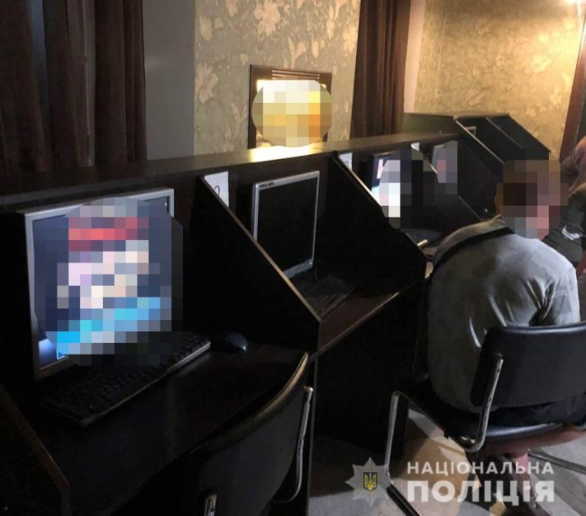Працювали тільки для «своїх»: у Луцьку викрили підпільне казино