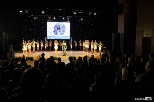 «Міс принцеса України»: Киянка перемогла в конкурсі краси в Луцьку