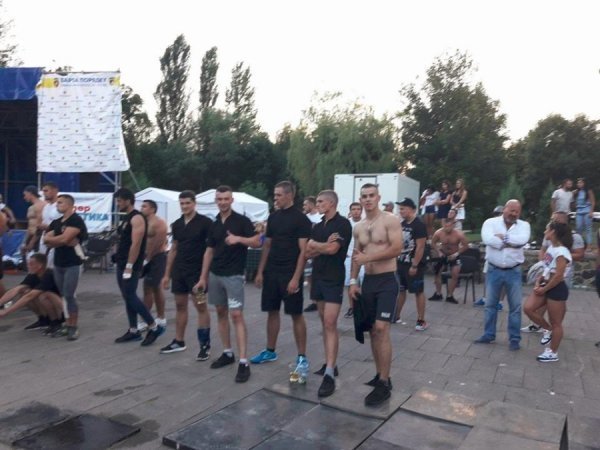 Луцькі патрульні взяли участь у змаганнях з кросфіту. ФОТО