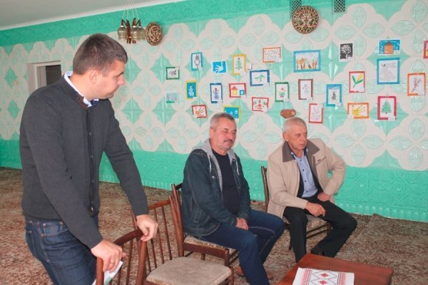 Освіта, земля, межі міст, бюджет, тарифи, ліс - в Устилузі обговорили найгостріші проблеми. ФОТО