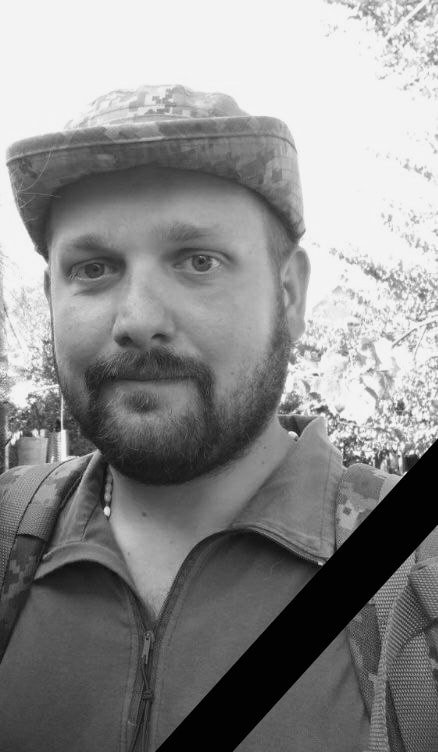 Захищаючи Україну, загинув син заслуженого артиста України, 30-річний лучанин Назар Гнатюк