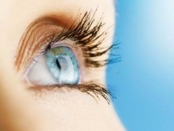 В яких випадках краще носити одноденні контактні лінзи?*