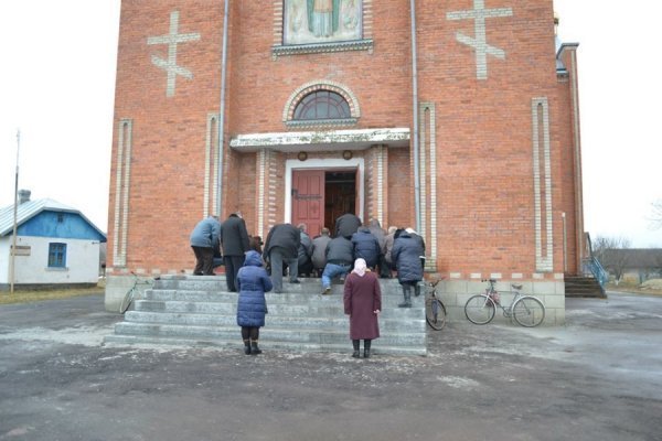 Як Нововолинськ поховав Героя Майдану. ФОТО