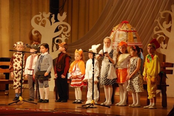 У Луцьку дітям влаштували свято великодньої писанки. ФОТО