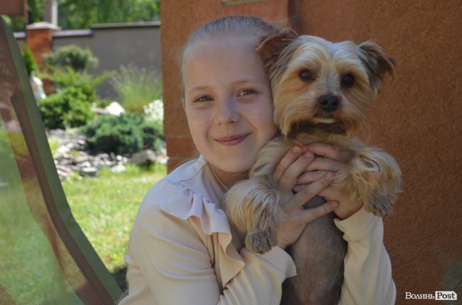 «Ми не могли повірити, що так буває». ЖІНКА З ЛУЦЬКА БЕЗОПЛАТНО ПРИХИСТИЛА ДЕКІЛЬКА СІМЕЙ ПЕРЕСЕЛЕНЦІВ