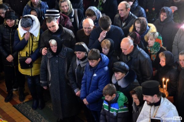 Луцьк провів в останню путь Героя АТО Валерія Марцинюка. ФОТО 