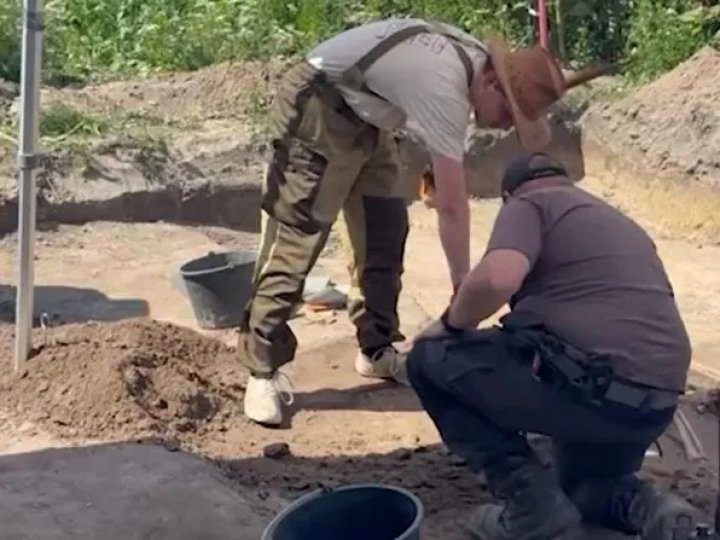 В Острівках провели чергову ексгумацію жертв Волинської трагедії: знайшли останки десятків людей