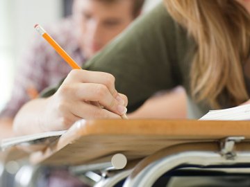 В українських університетах скоротили державні місця