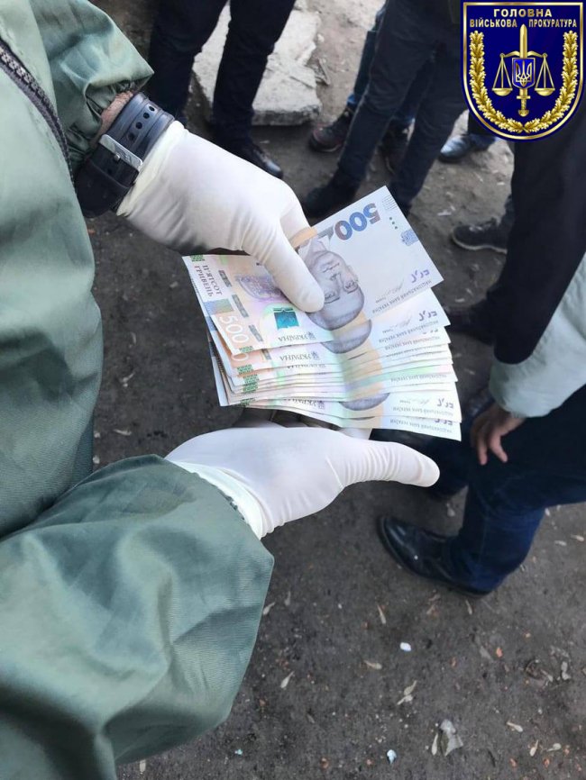 На Закарпатті прикордонник давав хабар, щоб його перевели до Луцька 