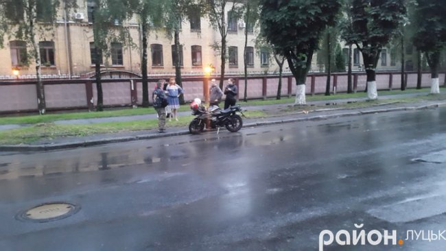 У Луцьку жінку збив мопед