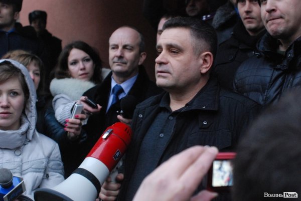 У Луцьку на День закоханих пікетували міліцію і прокуратуру. ФОТО