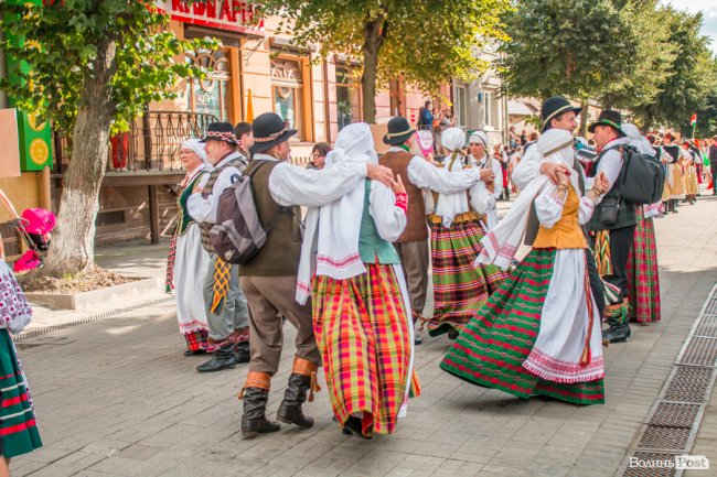 Від Мексики до Індії: грандіозний міжнародний фестиваль стартував у Луцьку. ФОТО
