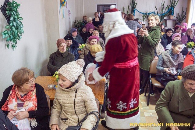 У луцькому Територіальному центрі – новорічне свято. ФОТО