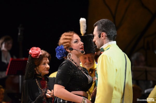 У Луцьку показали «диявольське» кохання. ФОТО