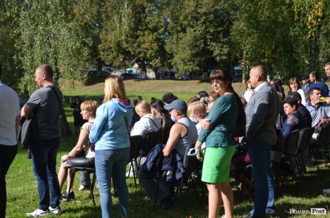  Як у луцькому «політесі» вітали першокурсників. ФОТОРЕПОРТАЖ