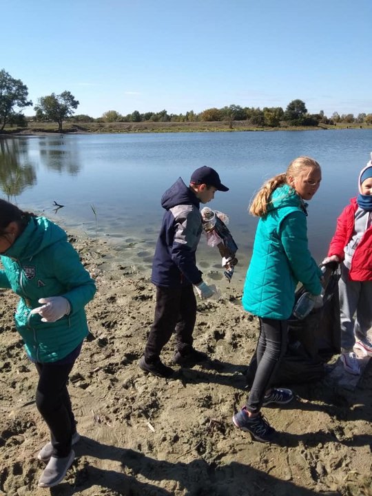 «Я прибрав – твоя черга»: учні волинського ліцею долучилися до всесвітньої акції