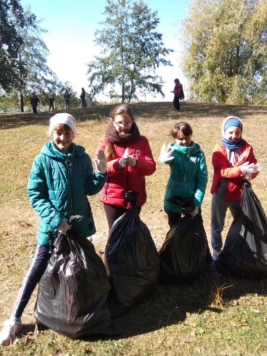 «Я прибрав – твоя черга»: учні волинського ліцею долучилися до всесвітньої акції