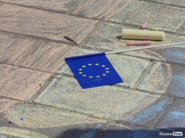 Центр Луцька розмалювали по-європейськи. ФОТО