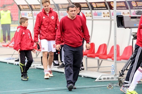 «Авангард» без вболівальників. ФОТО