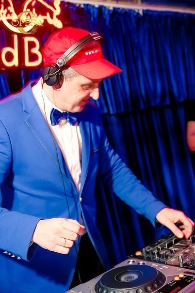 У Луцьку «запалював» відомий комік. ФОТО