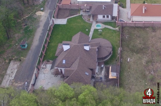 Вигляд будинку у Лищі у 2016 році
