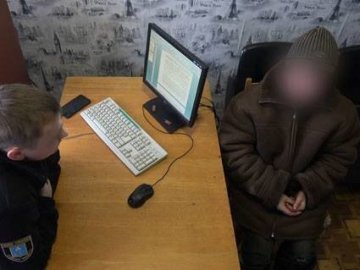 Втопила немовля у відрі з відходами: жахливі подробиці про горе-матір на Сумщині