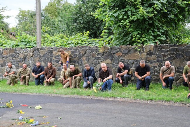 У Луцькій громаді попрощалися з Героєм Олександром Козинцем