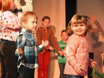 Андрій Покровський влаштував новорічне свято для 200 дітей