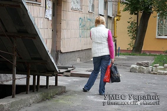 У Луцьку впіймали грабіжника, який обкрадав жінок. ФОТО. ВІДЕО