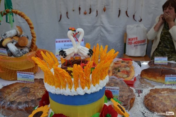 У центрі Луцька - виставка-ярмарок. ФОТО  