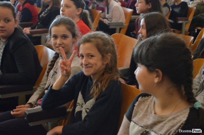 Еко-тематика в тренді: ще одна луцька школа долучилася до популярної акції. ФОТО