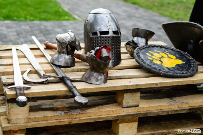 Яскраво, весело і смачно: на «Юпітері» відсвяткували День доброго сусіда. ФОТОРЕПОРТАЖ*