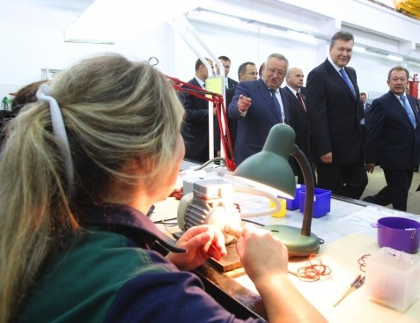 Як Януковичу в Луцьку екскурсію робили. ФОТО