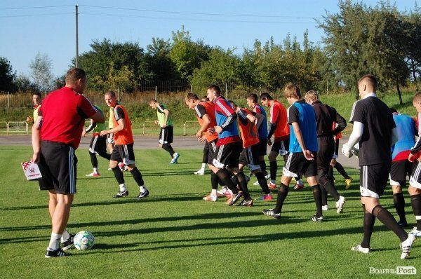 Футболісти «Волині» готуються до гри з «Металістом». ФОТО