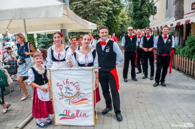 Від Мексики до Індії: грандіозний міжнародний фестиваль стартував у Луцьку. ФОТО